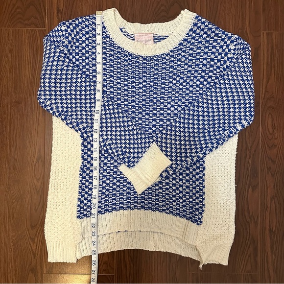 Rare Romeo & Juliet Couture Contrast Trim Textured Knit Sweater Sz M Blue Cream - Picture 6 of 10
